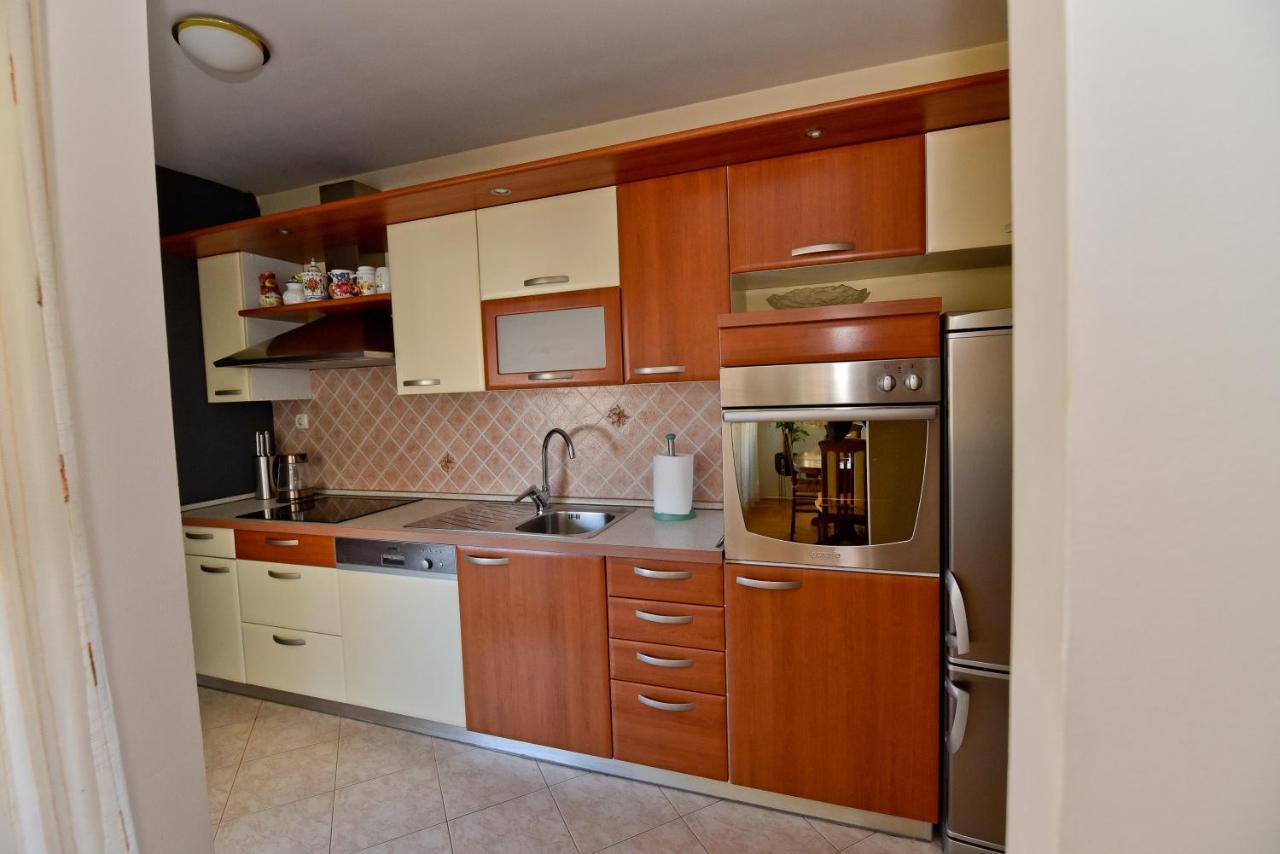 Apartment Nelly- Self Check-In Задар Екстер'єр фото